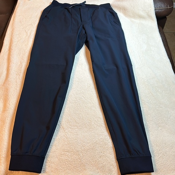 Lululemon ABC Jogger 30" *Warpstreme Size M - Picture 3 of 12